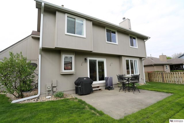2104 John Street, Papillion, NE 68133
