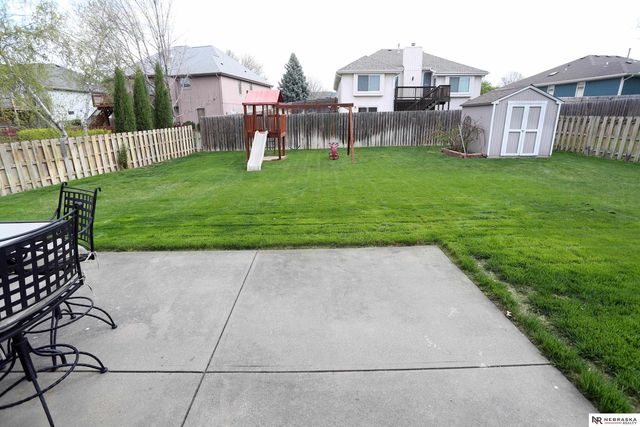 2104 John Street, Papillion, NE 68133