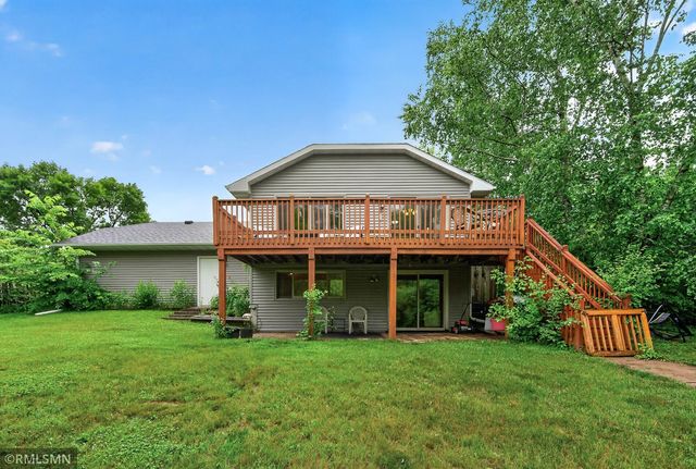 266 Hallam Curve, Mahtomedi, MN 55115