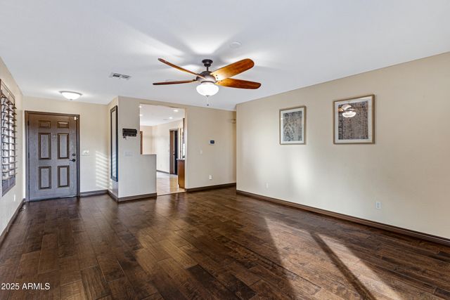 3809 W Five Mile Peak Drive, San Tan Valley, AZ 85144