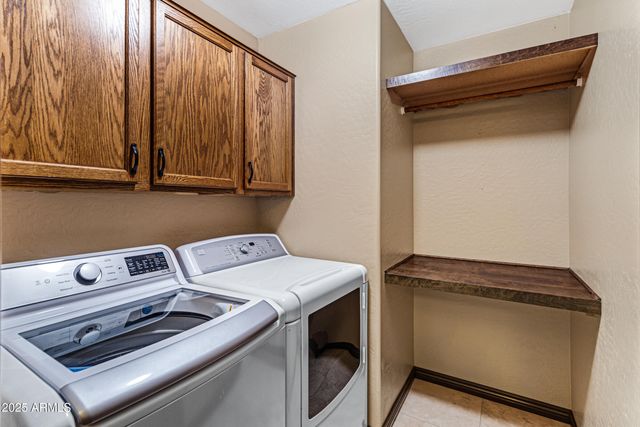 3809 W Five Mile Peak Drive, San Tan Valley, AZ 85144