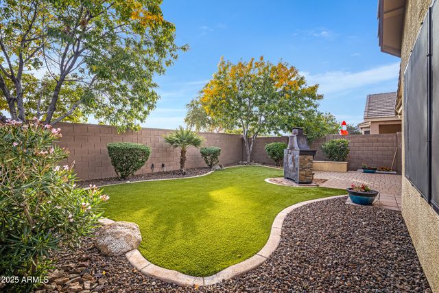 3809 W Five Mile Peak Drive, San Tan Valley, AZ 85144