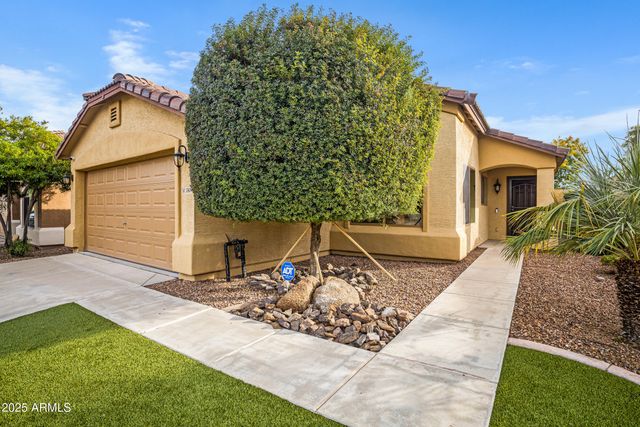3809 W Five Mile Peak Drive, San Tan Valley, AZ 85144