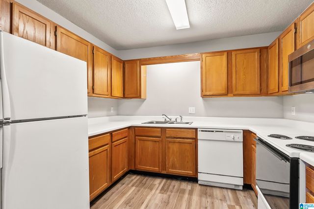 2514 VETERANS MEMORIAL PARKWAY, Tuscaloosa, AL 35404