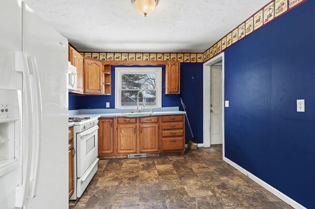 505 N 4th Street, Sturgis, MI 49091