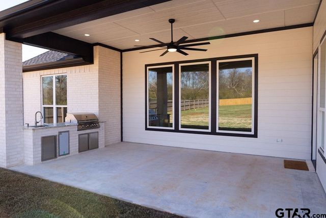 8532 Freestone Drive, Bullard, TX 75757