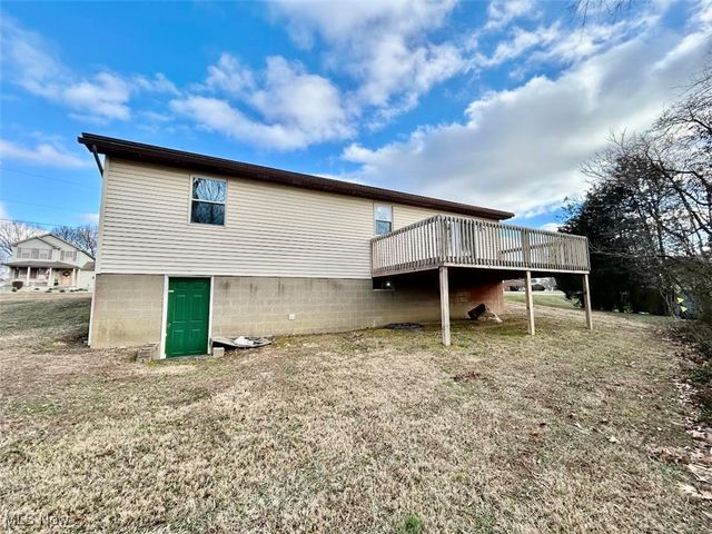 85 Belavista Drive, Marietta, OH 45750