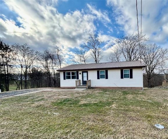 85 Belavista Drive, Marietta, OH 45750