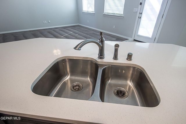 2621 MIKE PRICE Drive, El Paso, TX 79938