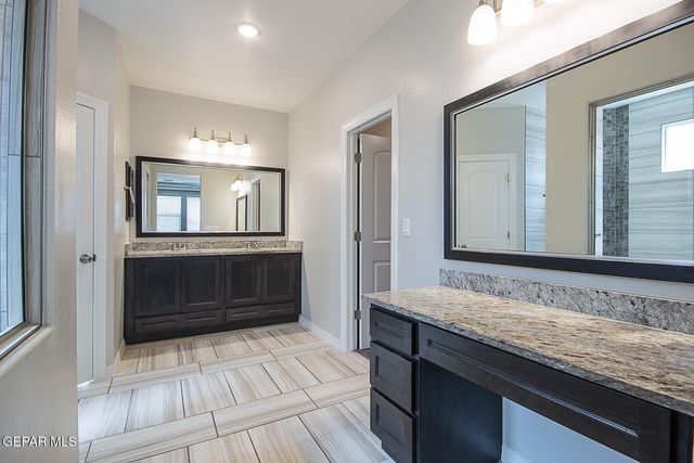 2621 MIKE PRICE Drive, El Paso, TX 79938