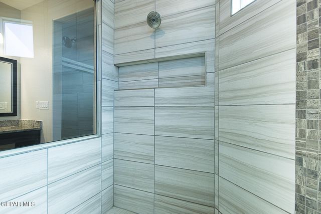 2621 MIKE PRICE Drive, El Paso, TX 79938