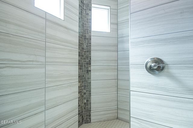 2621 MIKE PRICE Drive, El Paso, TX 79938