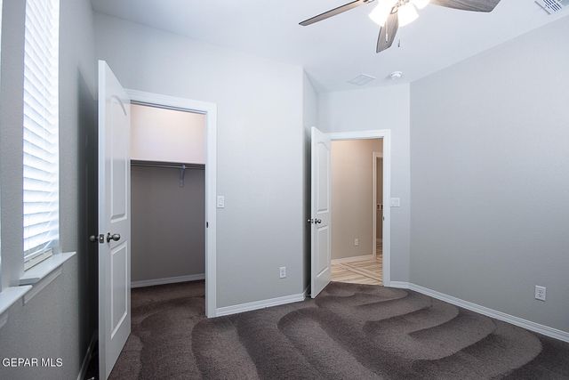 2621 MIKE PRICE Drive, El Paso, TX 79938