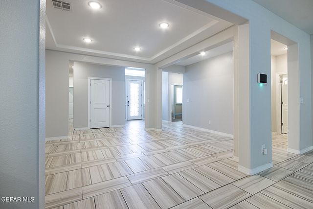 2621 MIKE PRICE Drive, El Paso, TX 79938