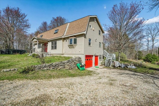 326 Lockes Hill Road, Epsom, NH 03234