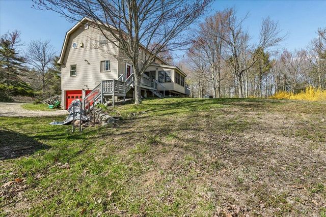 326 Lockes Hill Road, Epsom, NH 03234