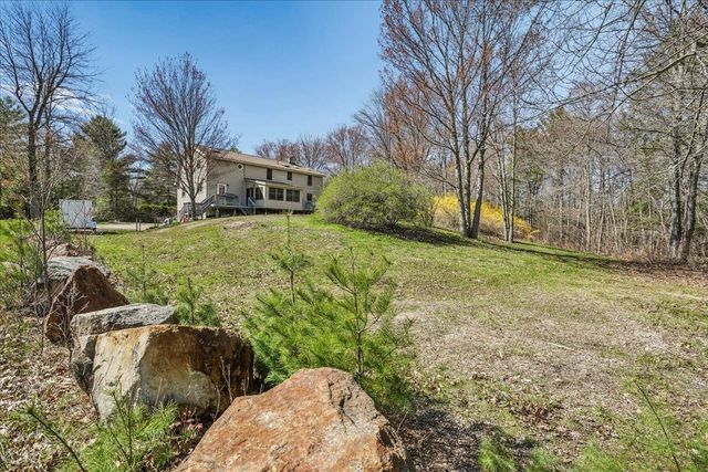 326 Lockes Hill Road, Epsom, NH 03234