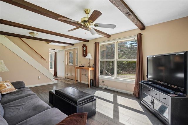 326 Lockes Hill Road, Epsom, NH 03234