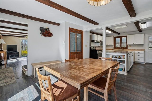 326 Lockes Hill Road, Epsom, NH 03234