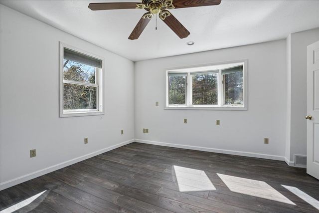 326 Lockes Hill Road, Epsom, NH 03234