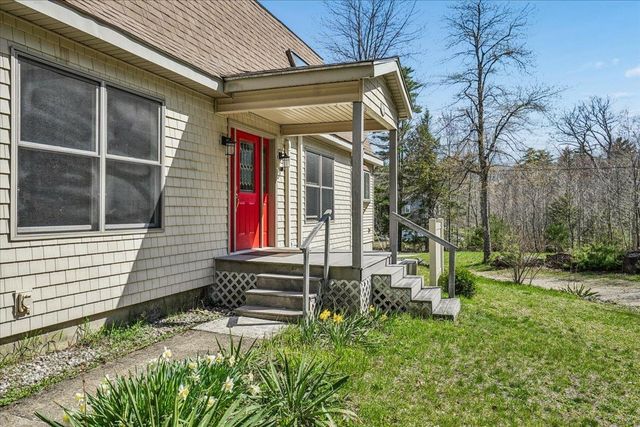 326 Lockes Hill Road, Epsom, NH 03234
