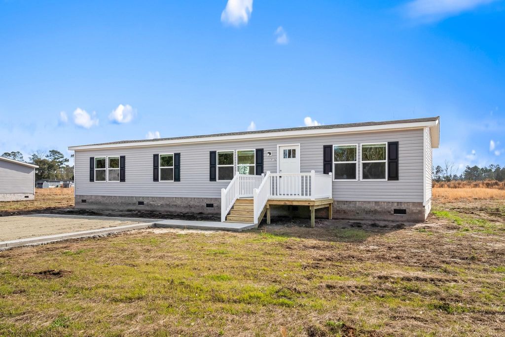 7136 Highway 366, Conway, SC 29526 — exterior