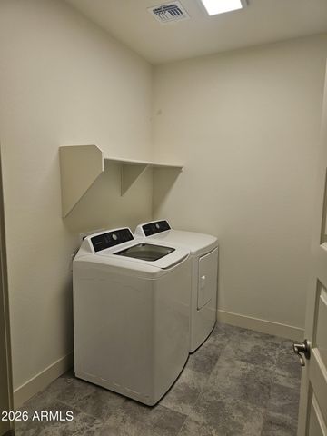 2082 S 242ND Lane, Buckeye, AZ 85326