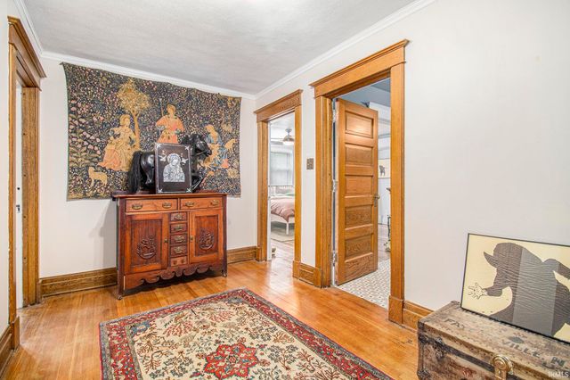 831 W Colfax Avenue, South Bend, IN 46601