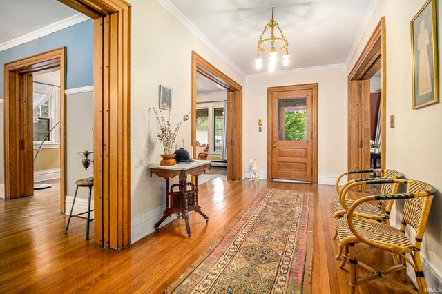 831 W Colfax Avenue, South Bend, IN 46601