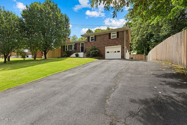 441 Merriewood Drive, Bristol, TN 37620
