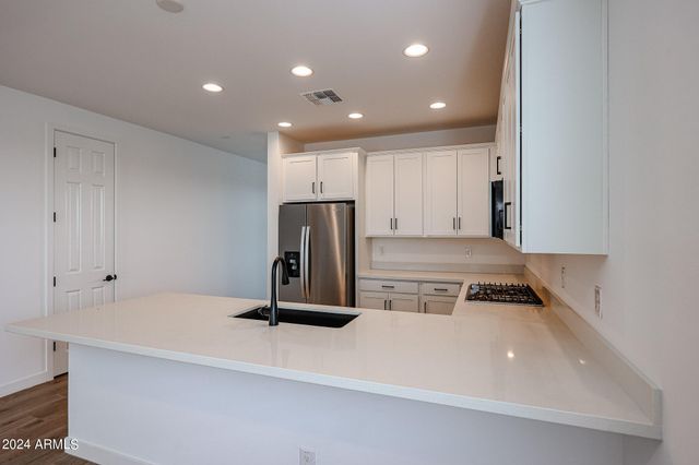 17285 W ALEXANDRIA Way, Surprise, AZ 85388