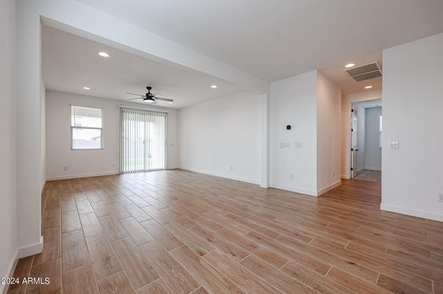 17285 W ALEXANDRIA Way, Surprise, AZ 85388