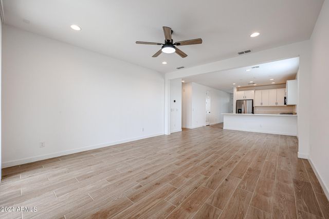 17285 W ALEXANDRIA Way, Surprise, AZ 85388