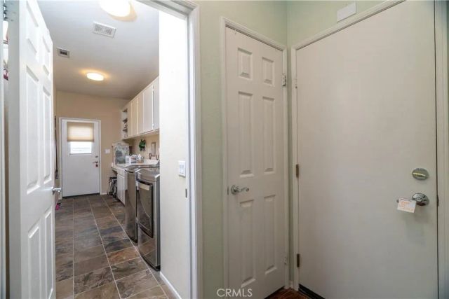 28433 Oasis View Circle, Menifee, CA 92584