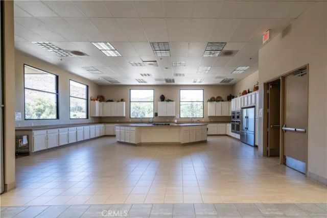 28433 Oasis View Circle, Menifee, CA 92584