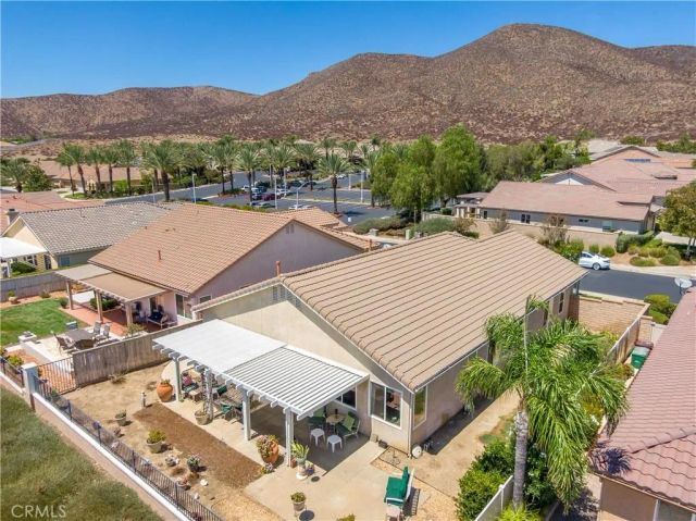 28433 Oasis View Circle, Menifee, CA 92584