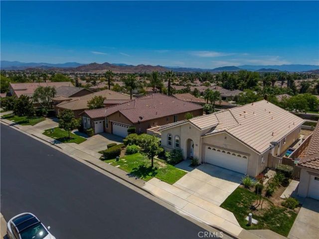 28433 Oasis View Circle, Menifee, CA 92584