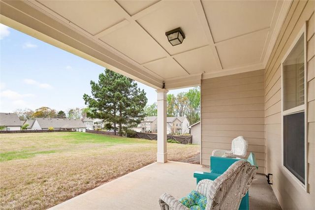 1594 Davey Circle, Hoschton, GA 30548