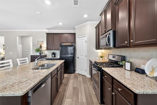 1594 Davey Circle, Hoschton, GA 30548