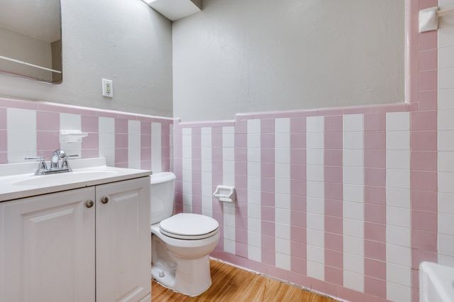 1717 England Road, Arlington, TX 76013