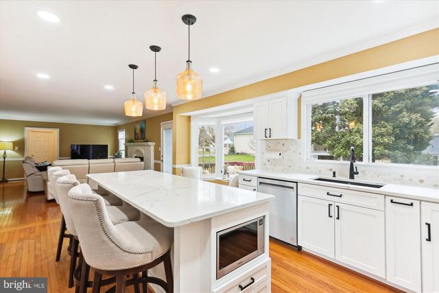 15237 JONES LN, Gaithersburg, MD 20878