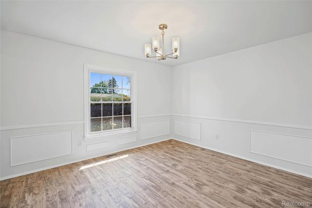 3098 Wagon Trail, Flint Charter Township, MI 48507