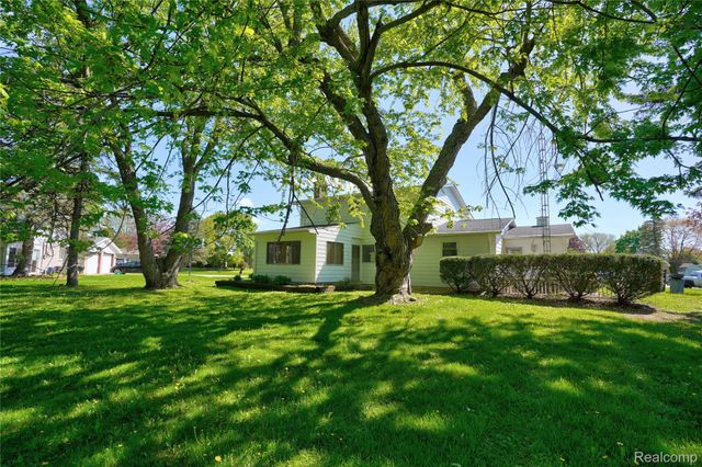 3098 Wagon Trail, Flint Charter Township, MI 48507