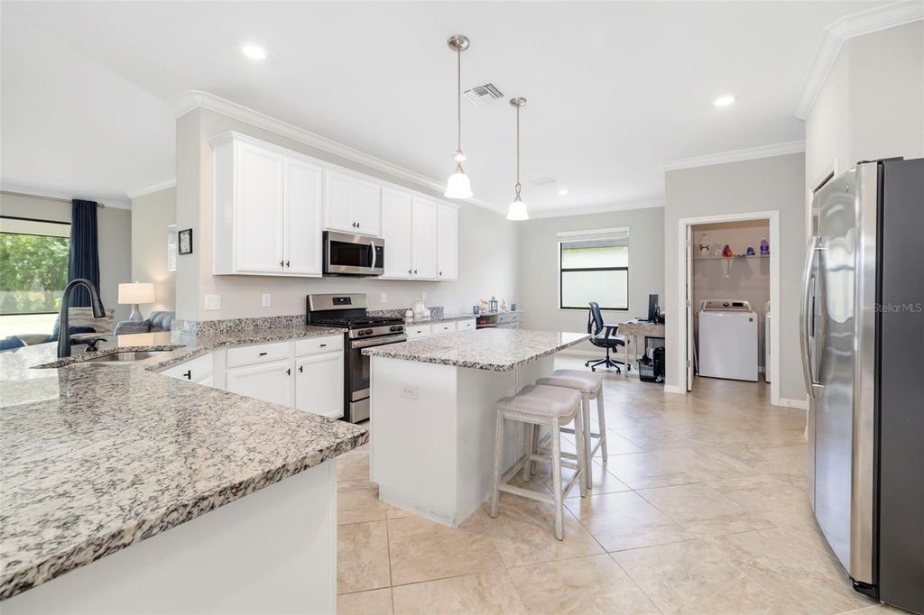 Image 20 of property listing at 17927 POLO TRAIL, Bradenton, FL 34211