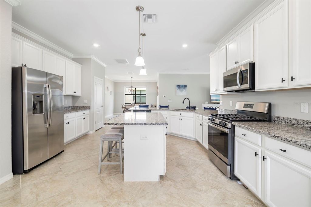 Image 22 of property listing at 17927 POLO TRAIL, Bradenton, FL 34211
