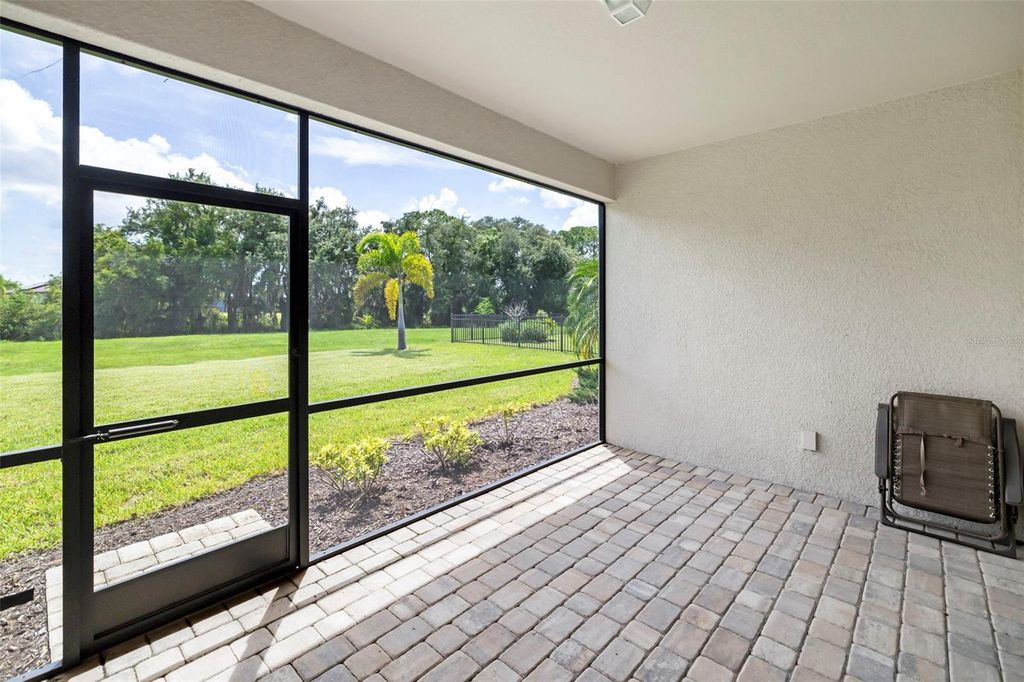 Image 33 of property listing at 17927 POLO TRAIL, Bradenton, FL 34211