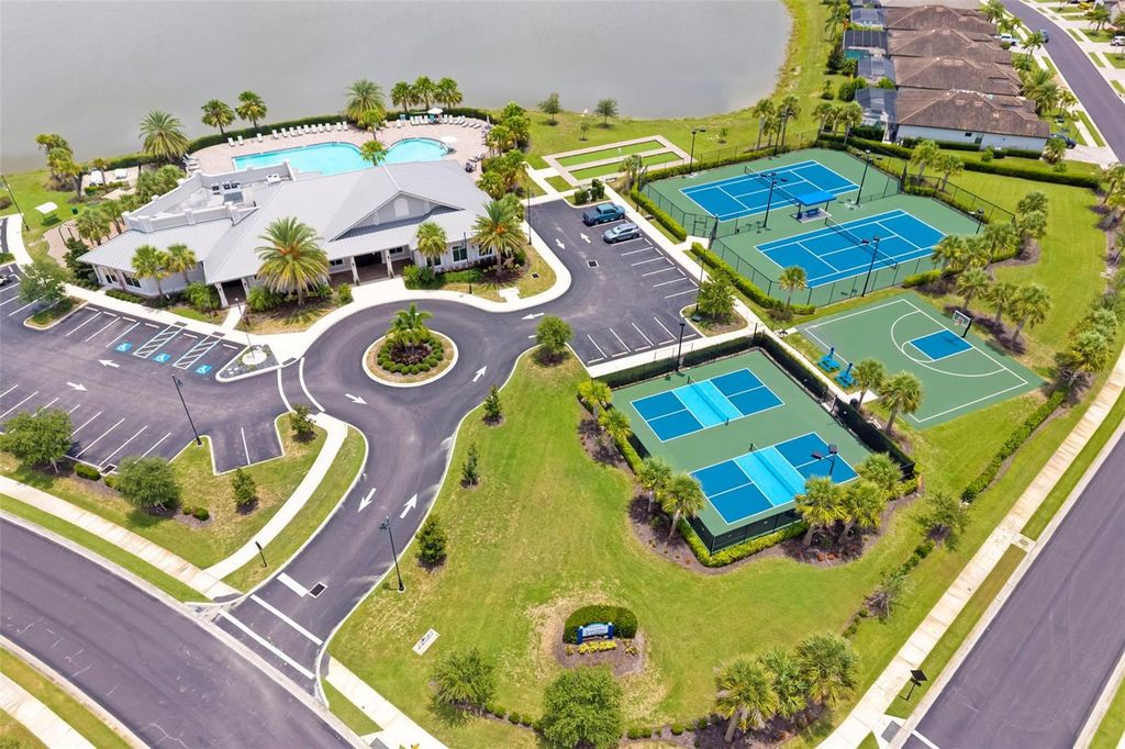 Image 51 of property listing at 17927 POLO TRAIL, Bradenton, FL 34211