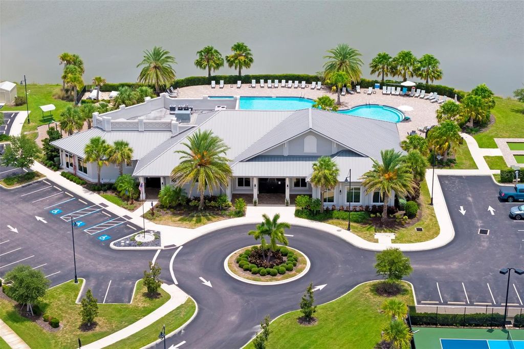 Image 52 of property listing at 17927 POLO TRAIL, Bradenton, FL 34211