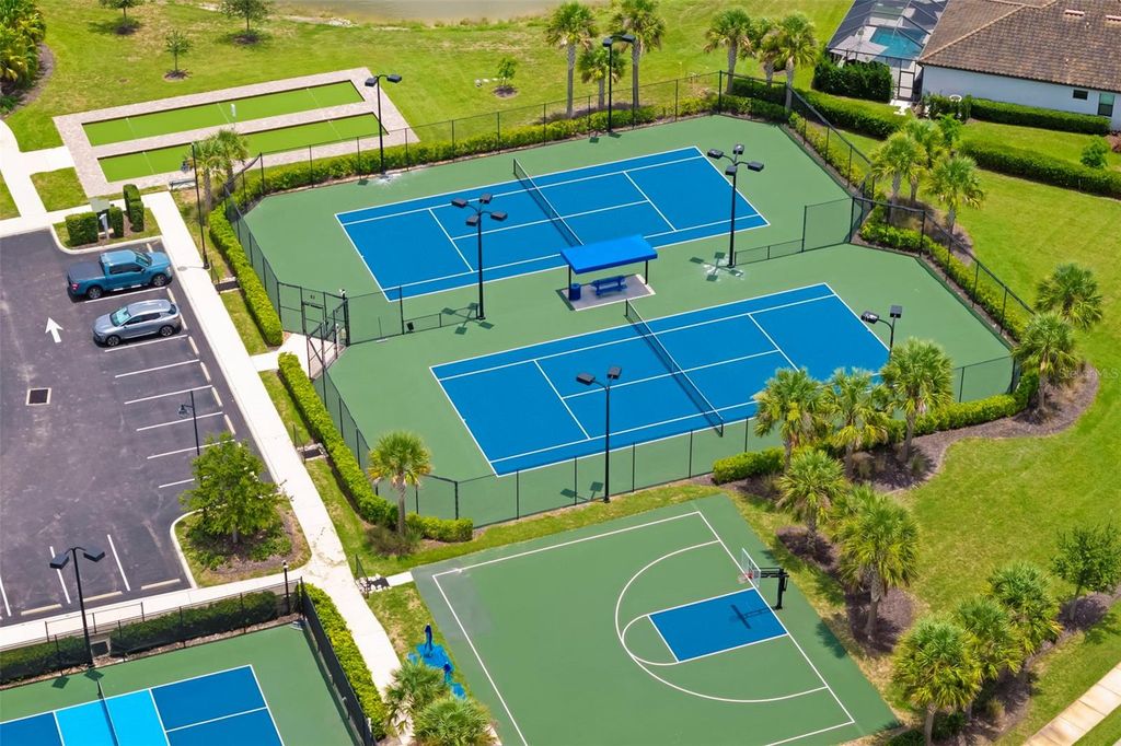 Image 56 of property listing at 17927 POLO TRAIL, Bradenton, FL 34211
