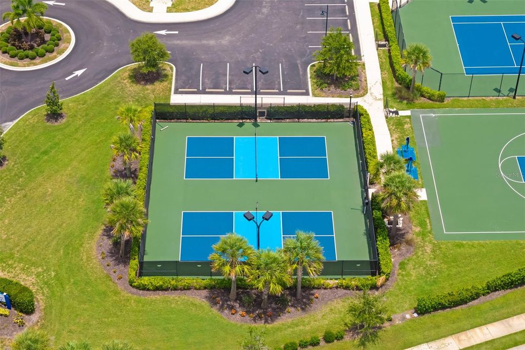 Image 57 of property listing at 17927 POLO TRAIL, Bradenton, FL 34211